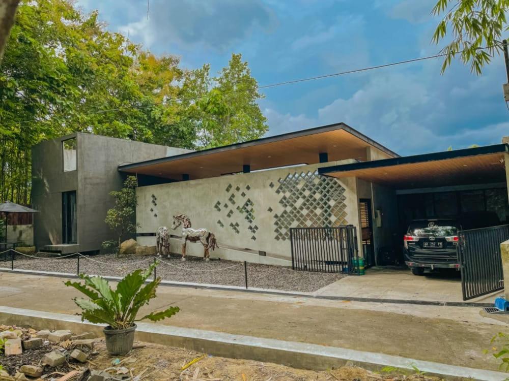 Djipangan Home Bantul Exteriör bild